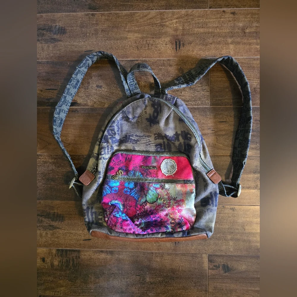 NWOT Desigual Colorful Patterned Small Backpack - Picture 1 of 4